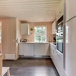Akkar - 1-8km From The Sea By Interhome Feriehus