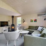 Akkar - 1-8km From The Sea By Interhome *