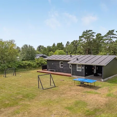 Akkar - 1-8km From The Sea By Interhome *